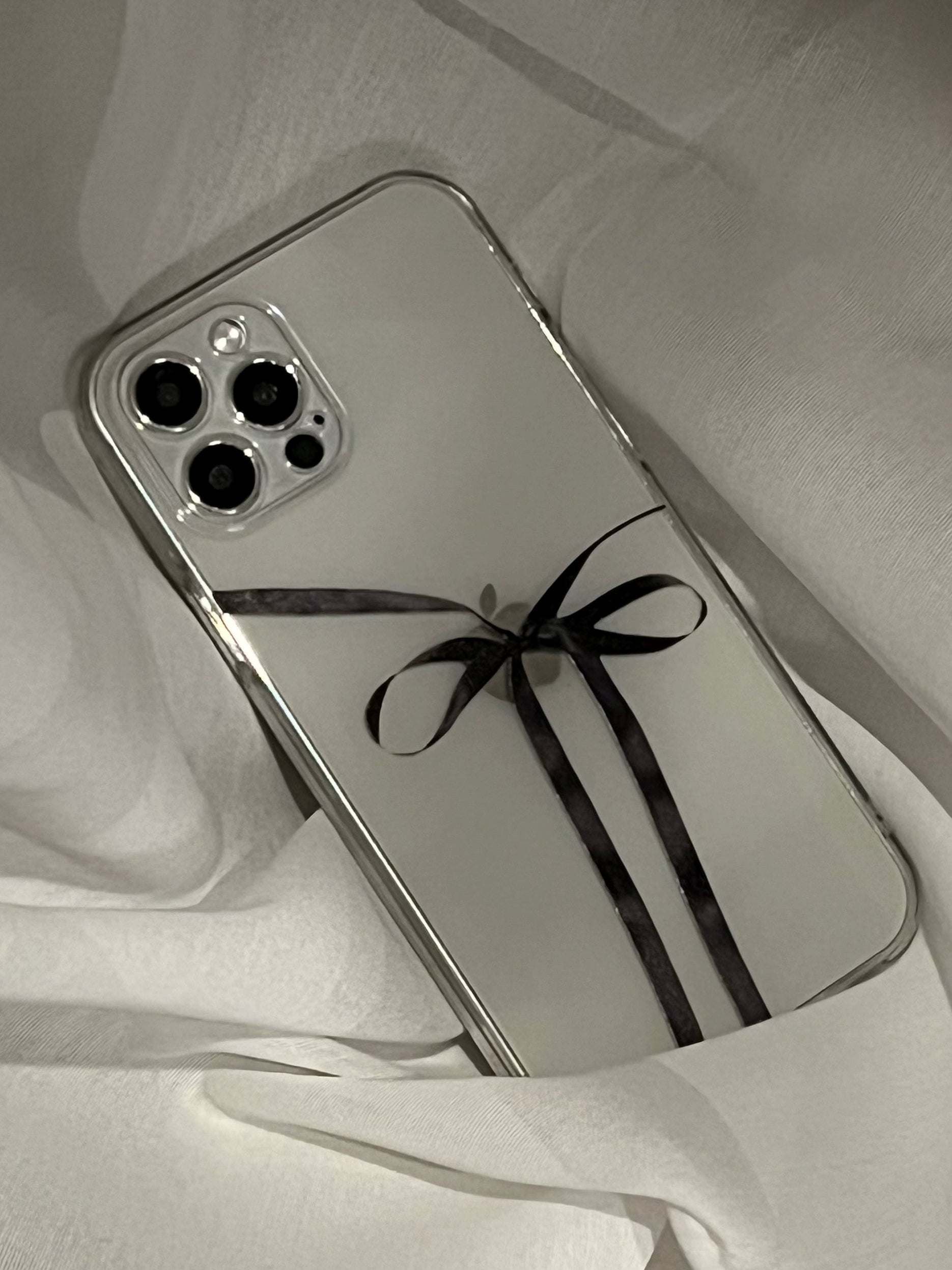 iPhone 手機殼黑色絲帶設計_BDHL7830
