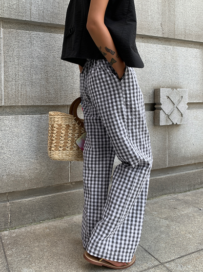 Checkered Straight Leg Pants_BDHL6260