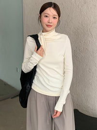 Half Turtleneck Knit With Tie_BDHL6437