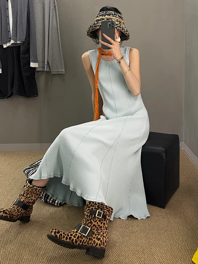 Fishtail Sleeveless Dress_BDHL7407