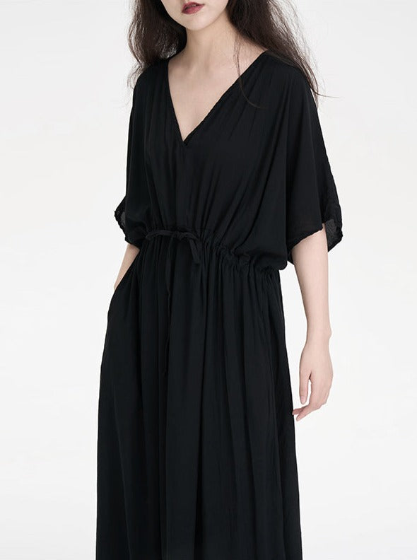 V-Neck Gathered Black Dress_BDHL6241