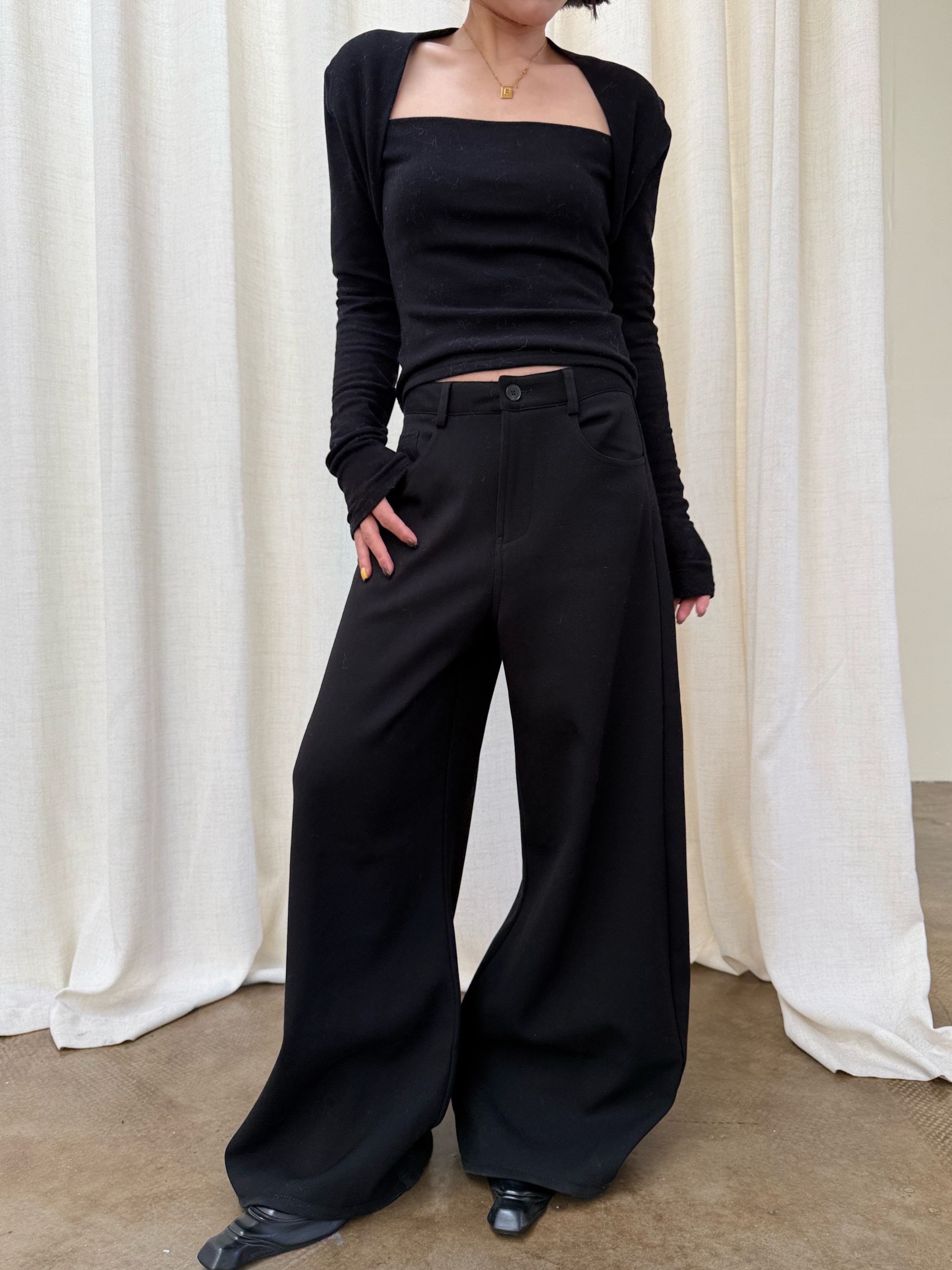 Curved Wide-Leg Pants_BDHL8112