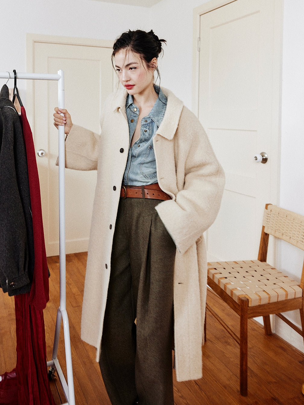 Tucked Wide-Leg Pants_BDHL7996