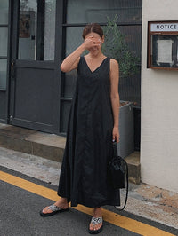 Loose Backless Suspender Dress_BDHL7247