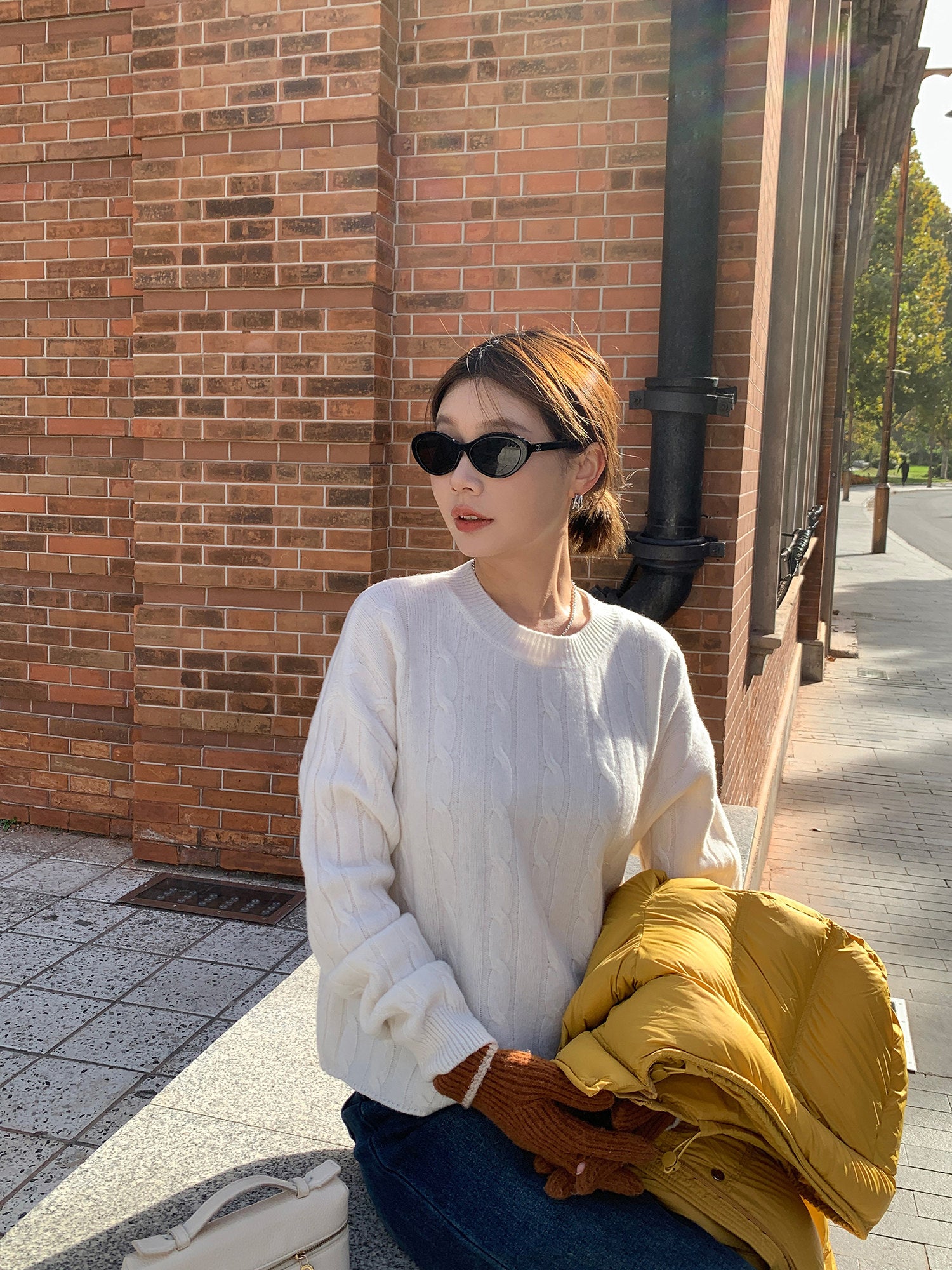 Crew-Neck Cable Knit Tops_BDHL8048