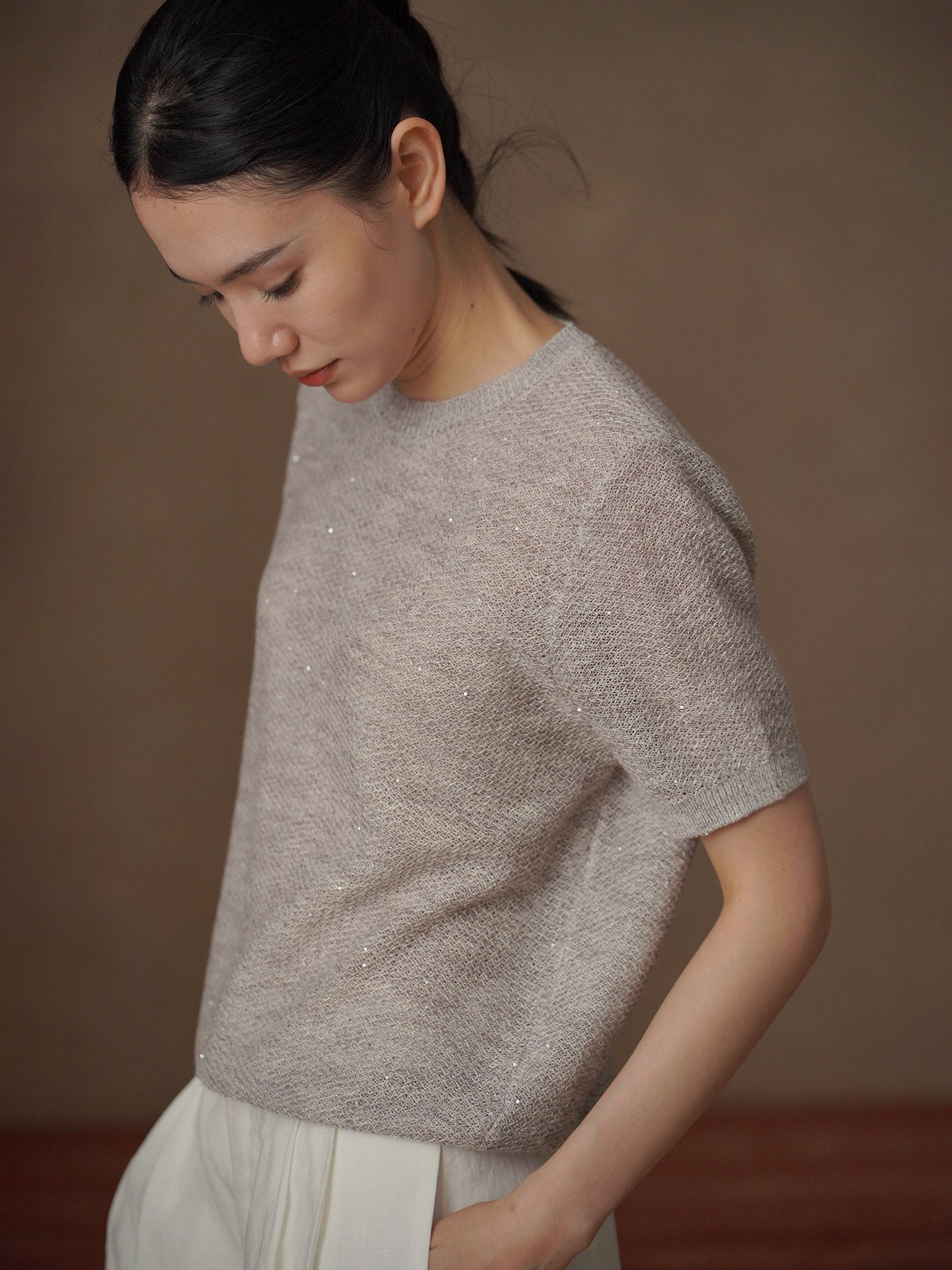 Sequin Knit Short Sleeve Top_BDHL8301