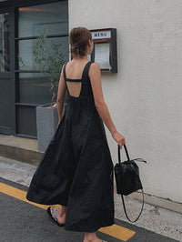 Loose Backless Suspender Dress_BDHL7247
