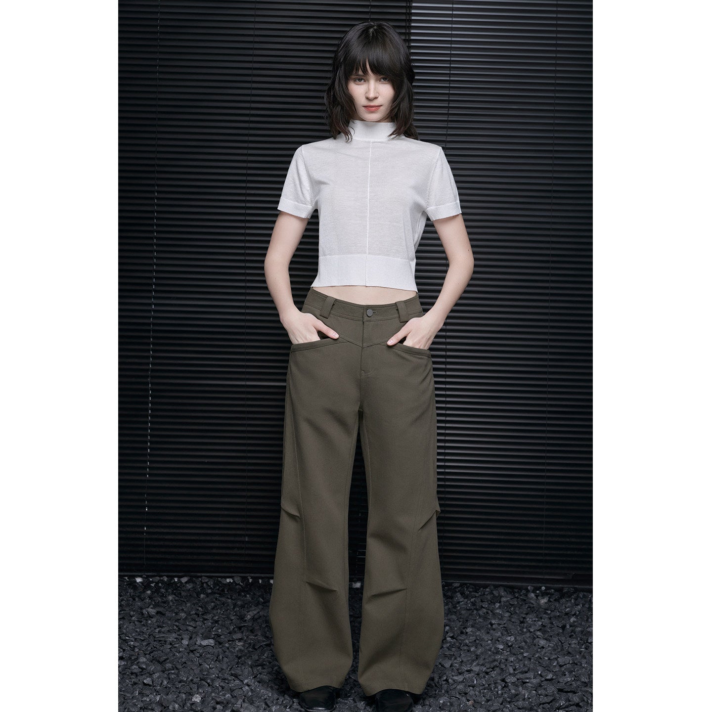Mock Neck Short Sleeve Slim Knit Top_BDHL8217