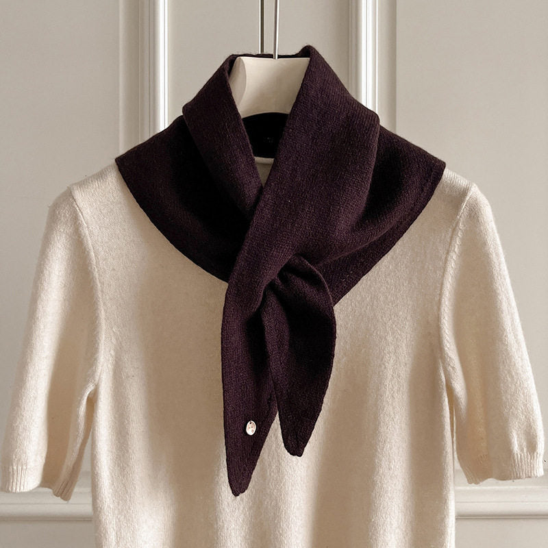 Wool Knit Triangle Scarf_BDHL8480