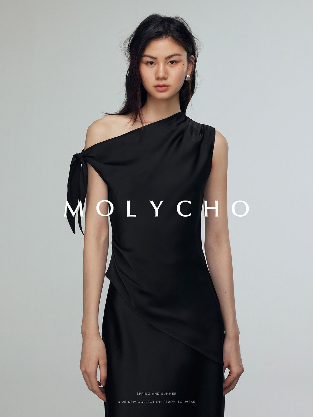 Diagonal Shoulder Strap Tops_BDHL7395