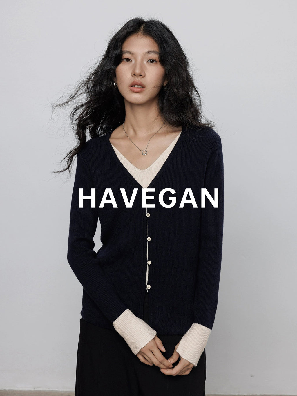 V-Neck Two-Piece Style Cardigan_BDHL7785