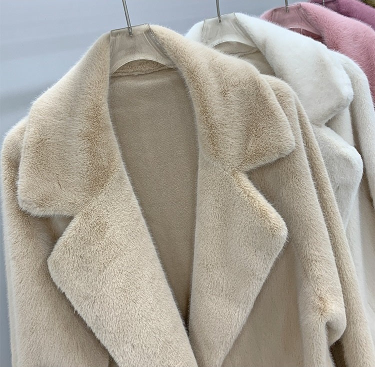 Winter eco-friendly velvet coat_BDHL5354