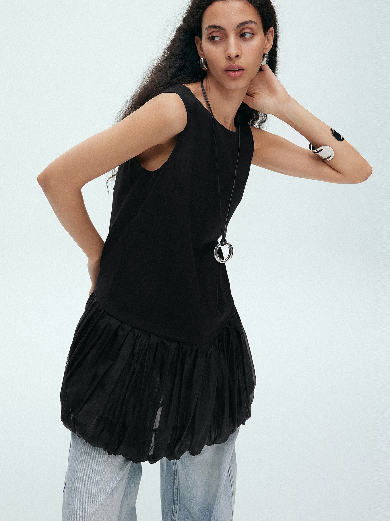 Flower Bud Sleeveless Tops_BDHL7634