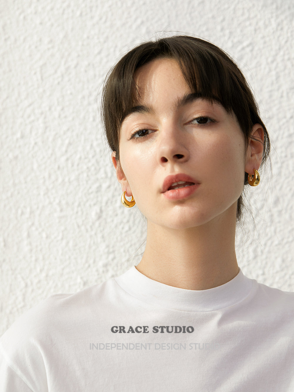Glossy Dome-Shaped Hoop Pierced Earrings_BDHL7675