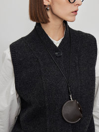 Knitted Gilet or V-Neck Cardigans_BDHL6448