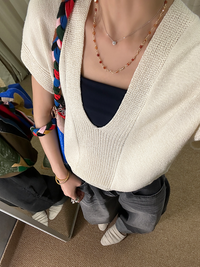 Deep V-Neck Knitted Vest_BDHL7253