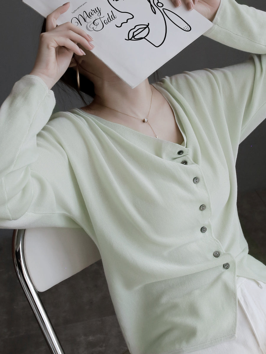 Loose-Collared Knitted Cardigan_BDHL7263