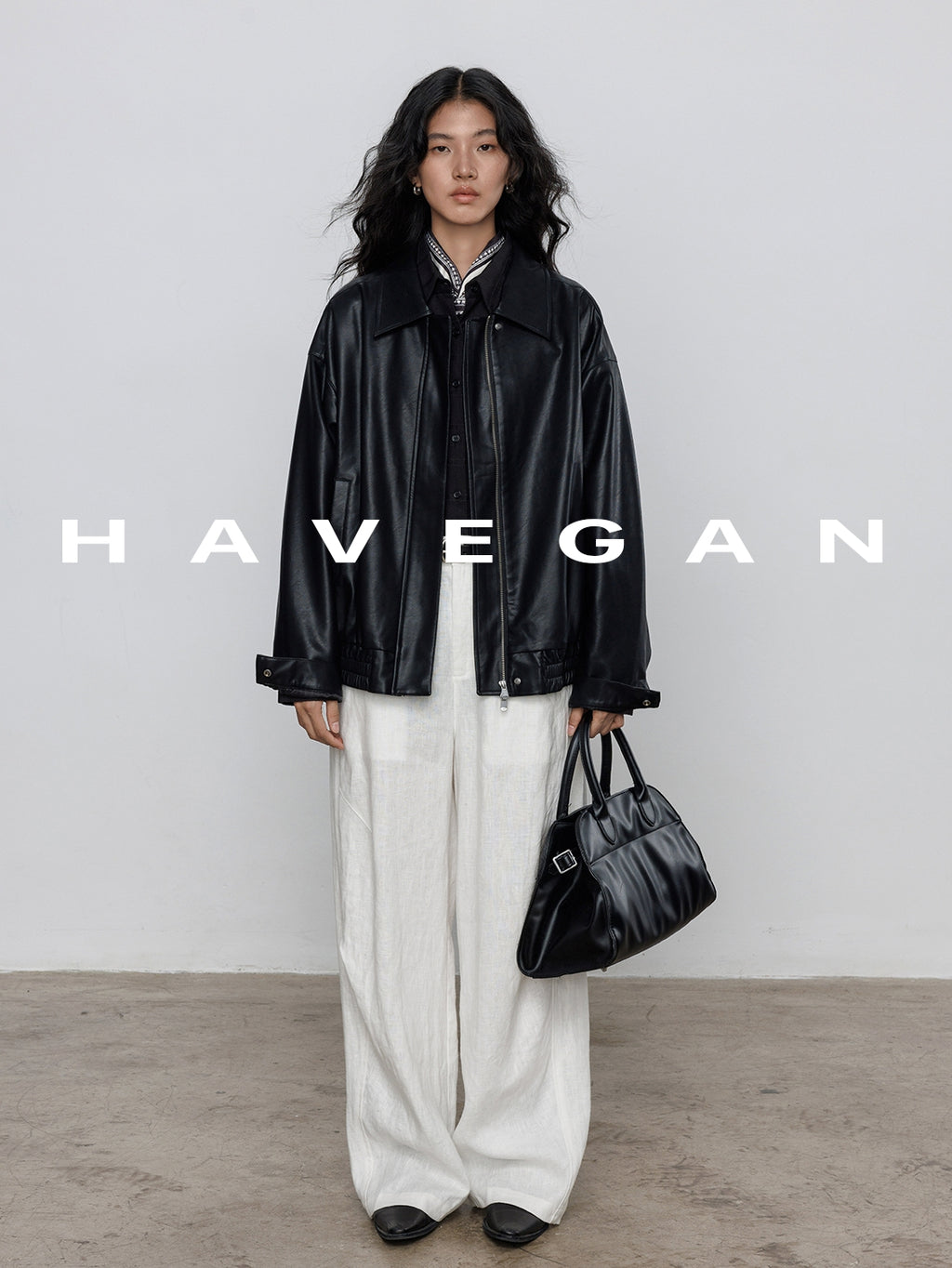 Long-Sleeved Leather Jacket_BDHL7709