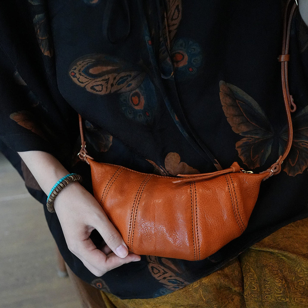 Leather Mini Croissant Crossbody Bag_BDHL8433