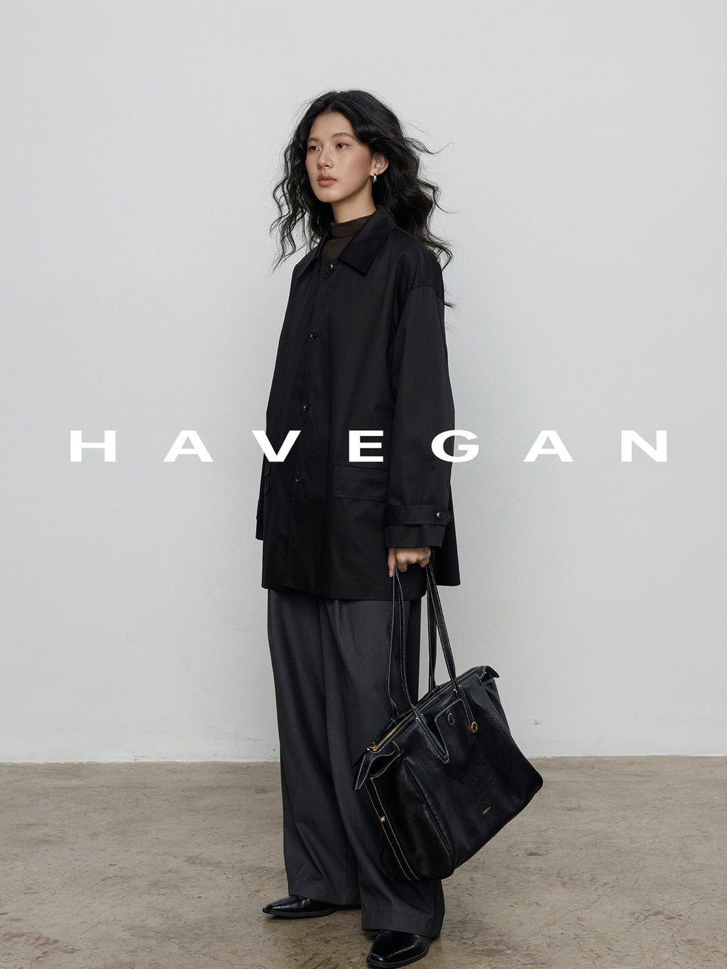 高領刺繡上衣_BDHL7894