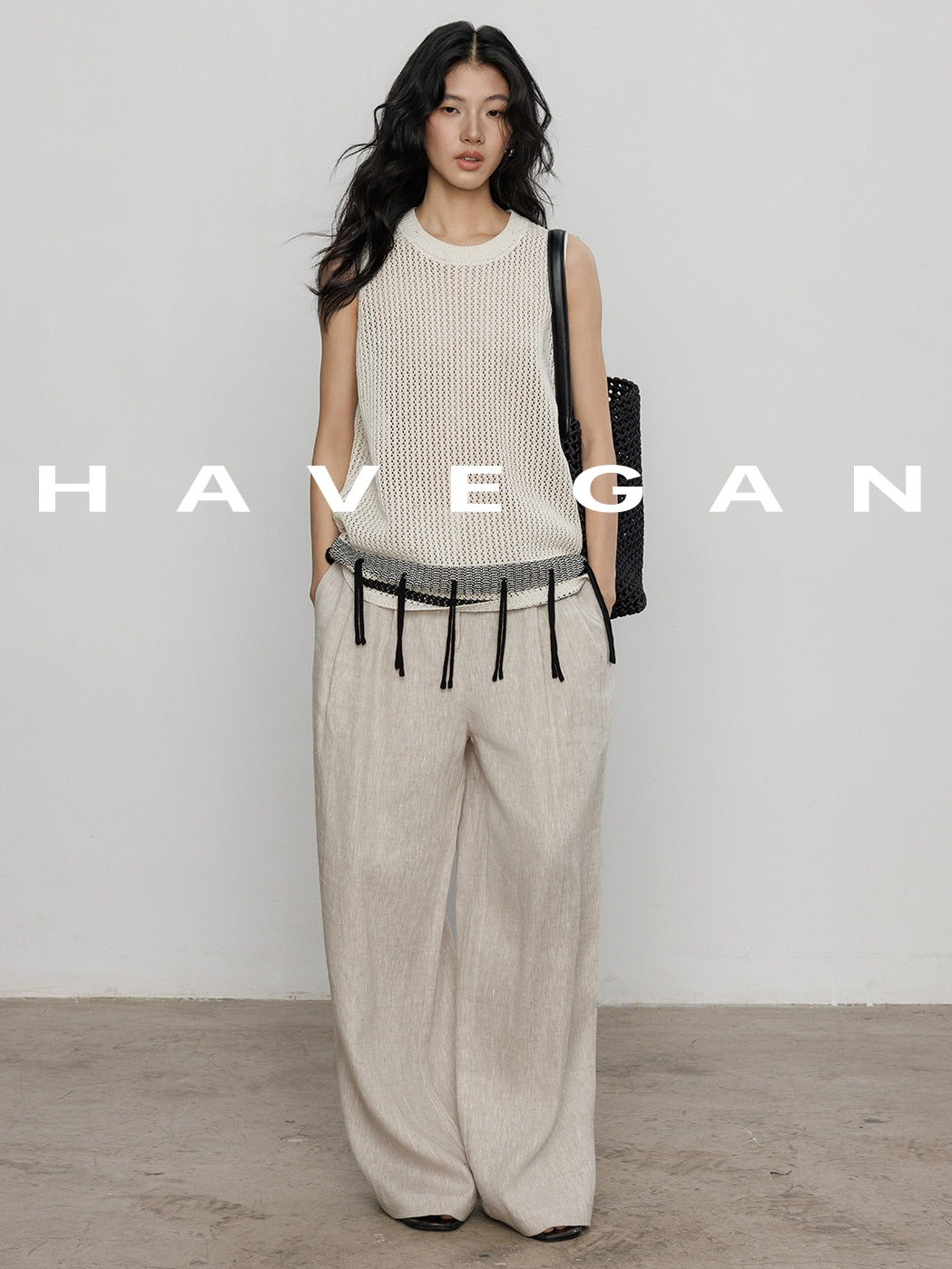 Round Neck Silk Knitted Vest_BDHL7400