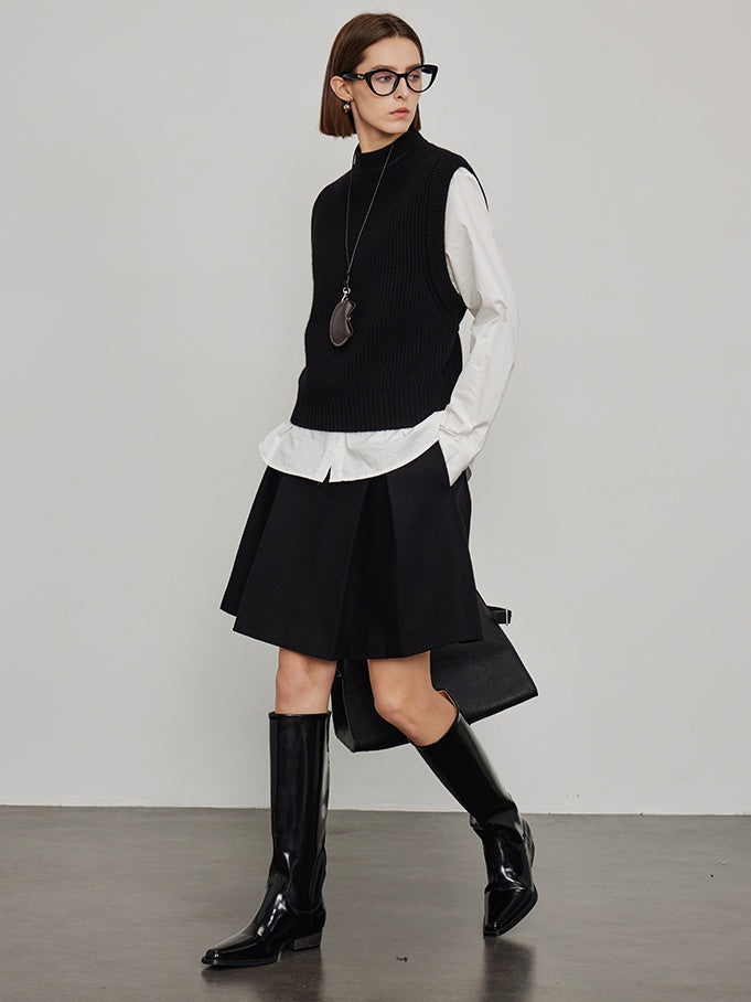 Half-Turtleneck Vest or Cardigan_BDHL6441