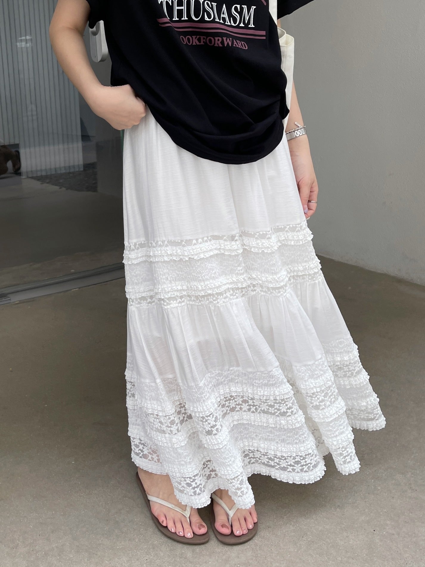Lace Tiered White Skirt_BDHL7612