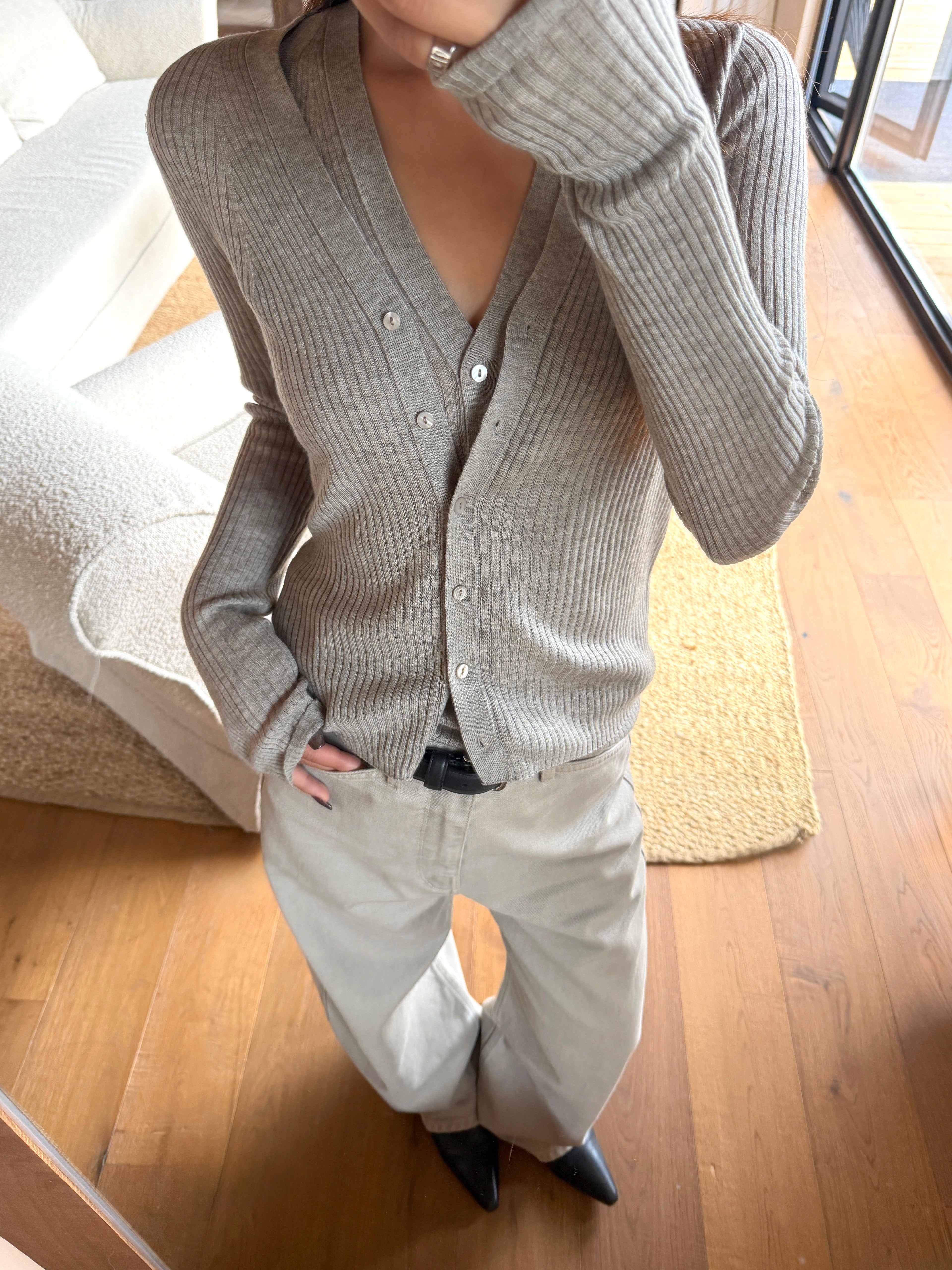 Ribbed Knit Vest And Cardigan Set_BDHL8440