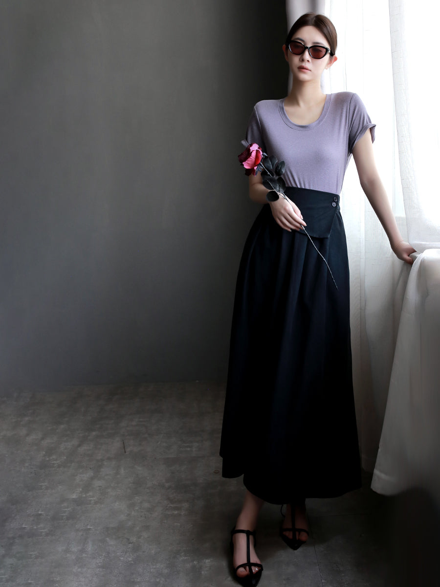 Deep U-Neck Short-Sleeved Tops_BDHL7577