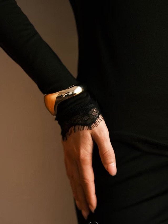 蕾絲V領長袖上衣_BDHL8058