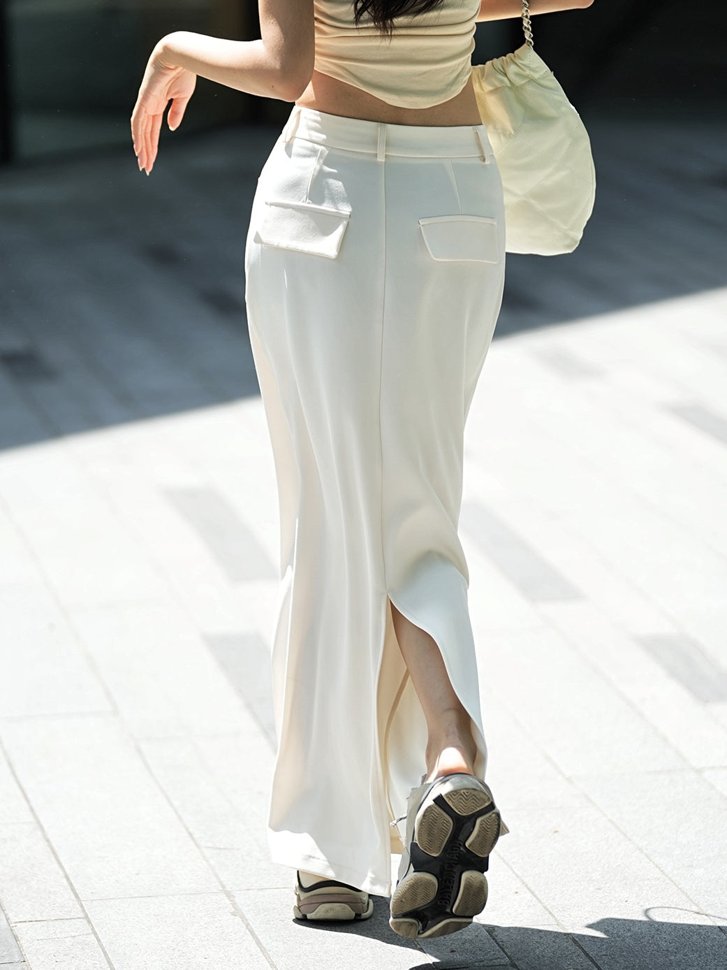 High-Waisted Slit Long Skirt_BDHL6373