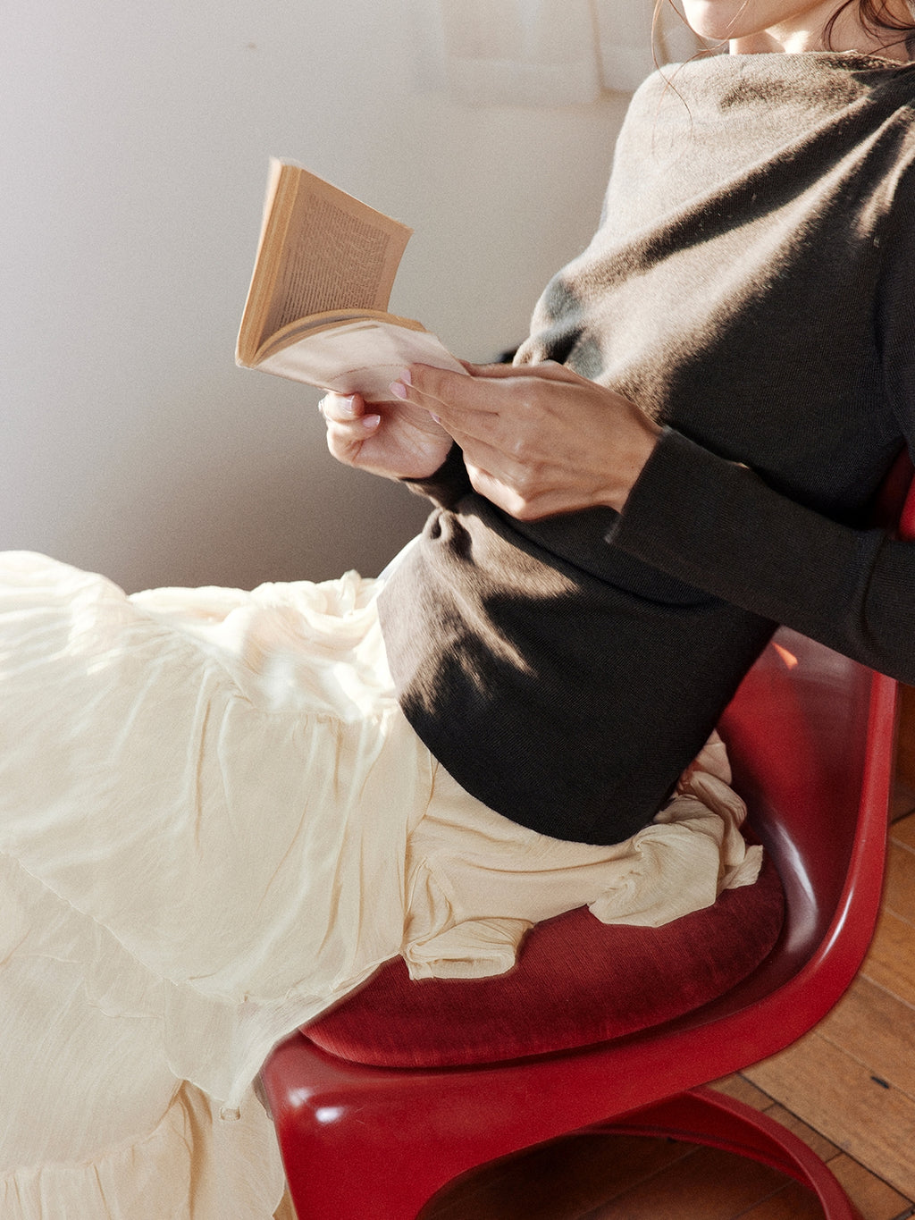 Asymmetrical One-Shoulder Knit Tops_BDHL7997