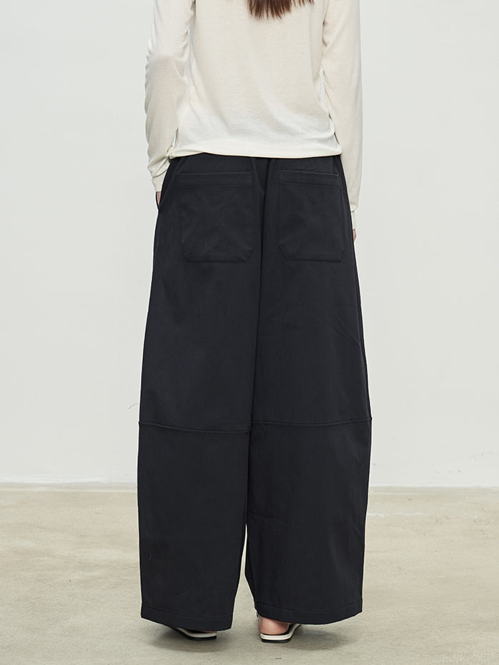 Loose-Fitting Silhouette Wide Pants_BDHL7081