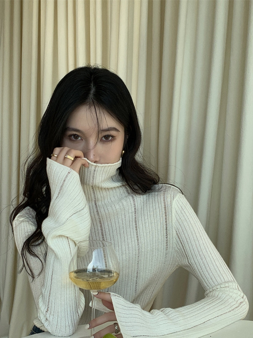 Flared-Sleeve Slim-Fit Knit Tops_BDHL8016