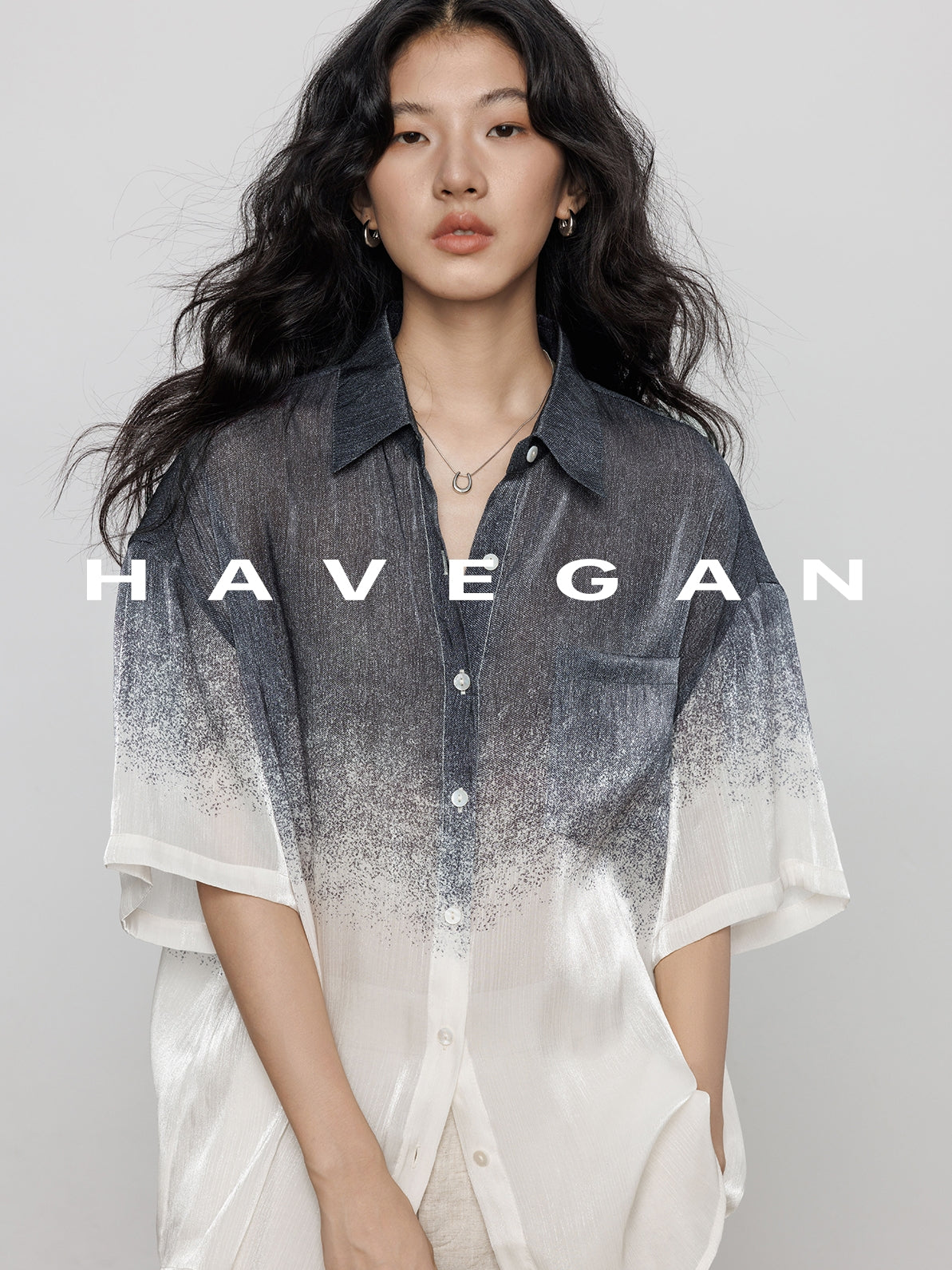 Gradation Print Short-Sleeved Shirt_BDHL7605