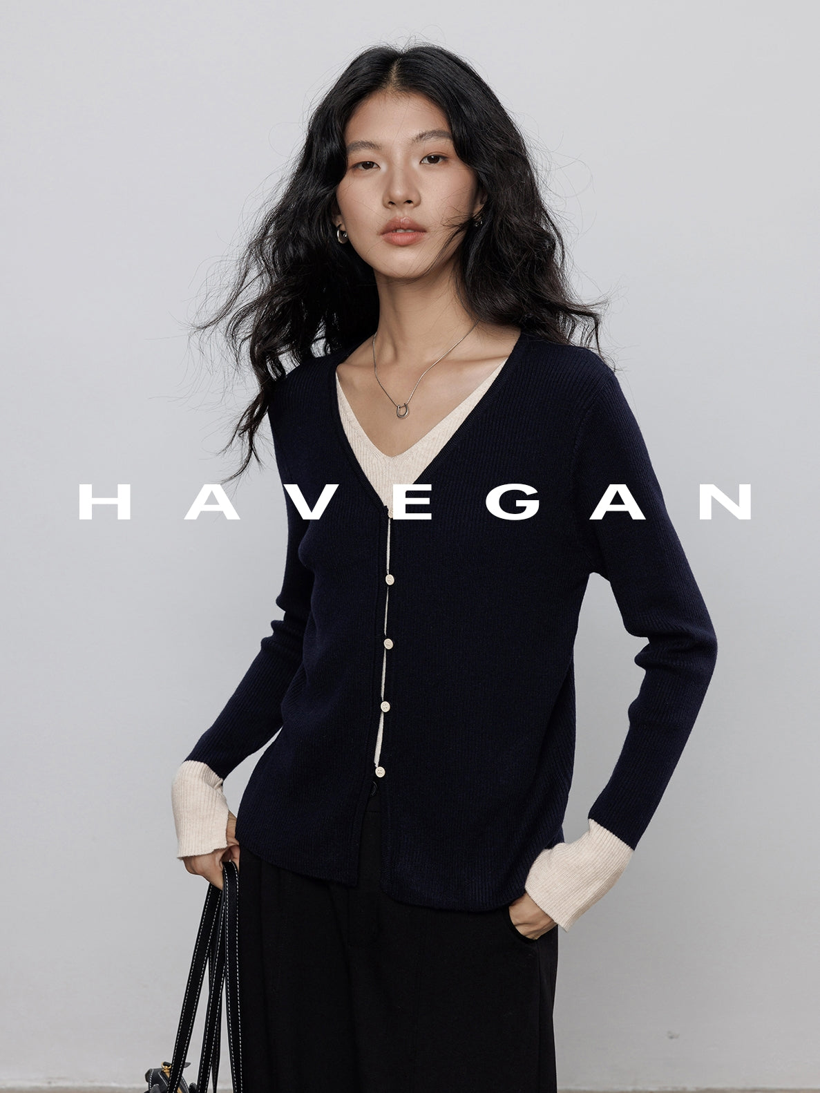 V-Neck Two-Piece Style Cardigan_BDHL7785