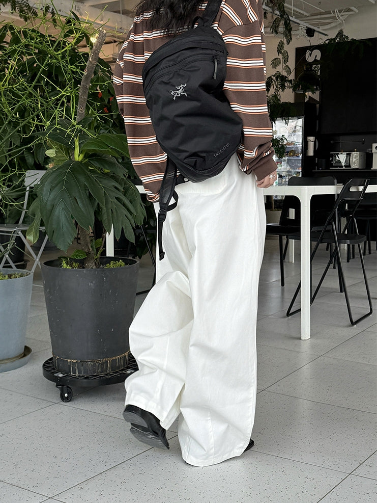 Loose-Fitting Wide Pants_BDHL7050