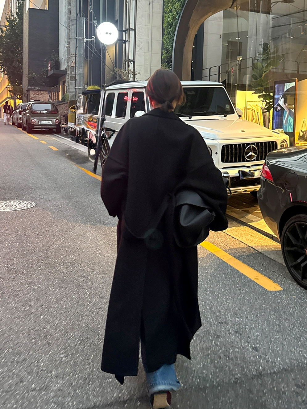 Black Relaxed-Fit Long Coat_BDHL7920