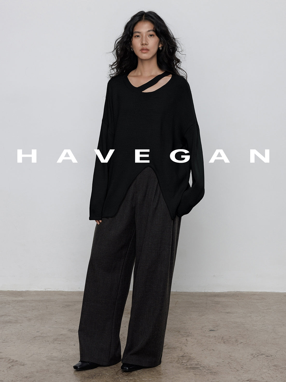Round-Neck Slit Knit Tops_BDHL7707 