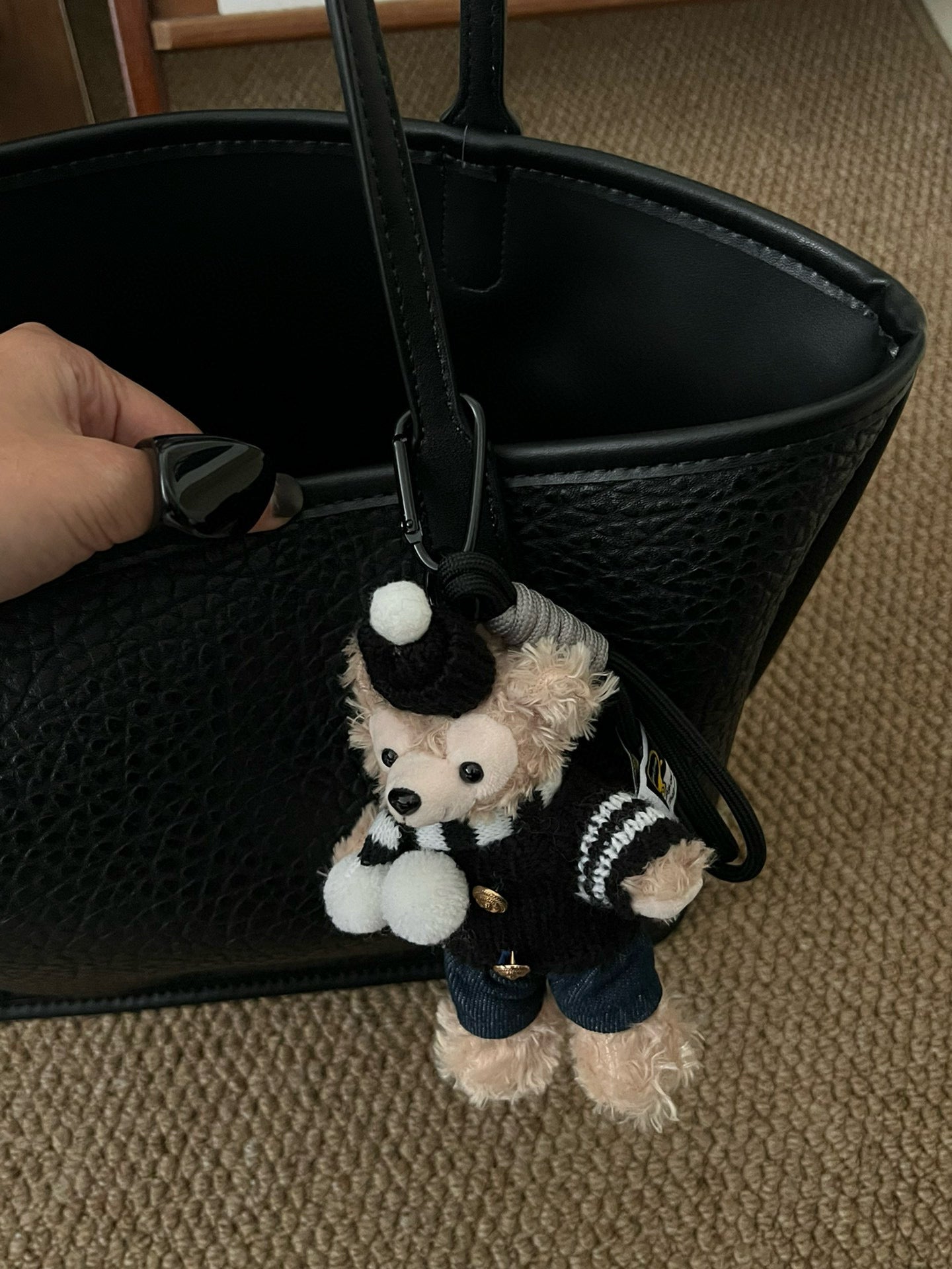 Elephant-Print Black Tote Bag_BDHL8023