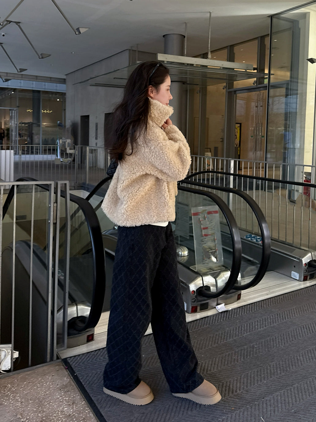 蓬鬆拉鍊外套_BDHL8088