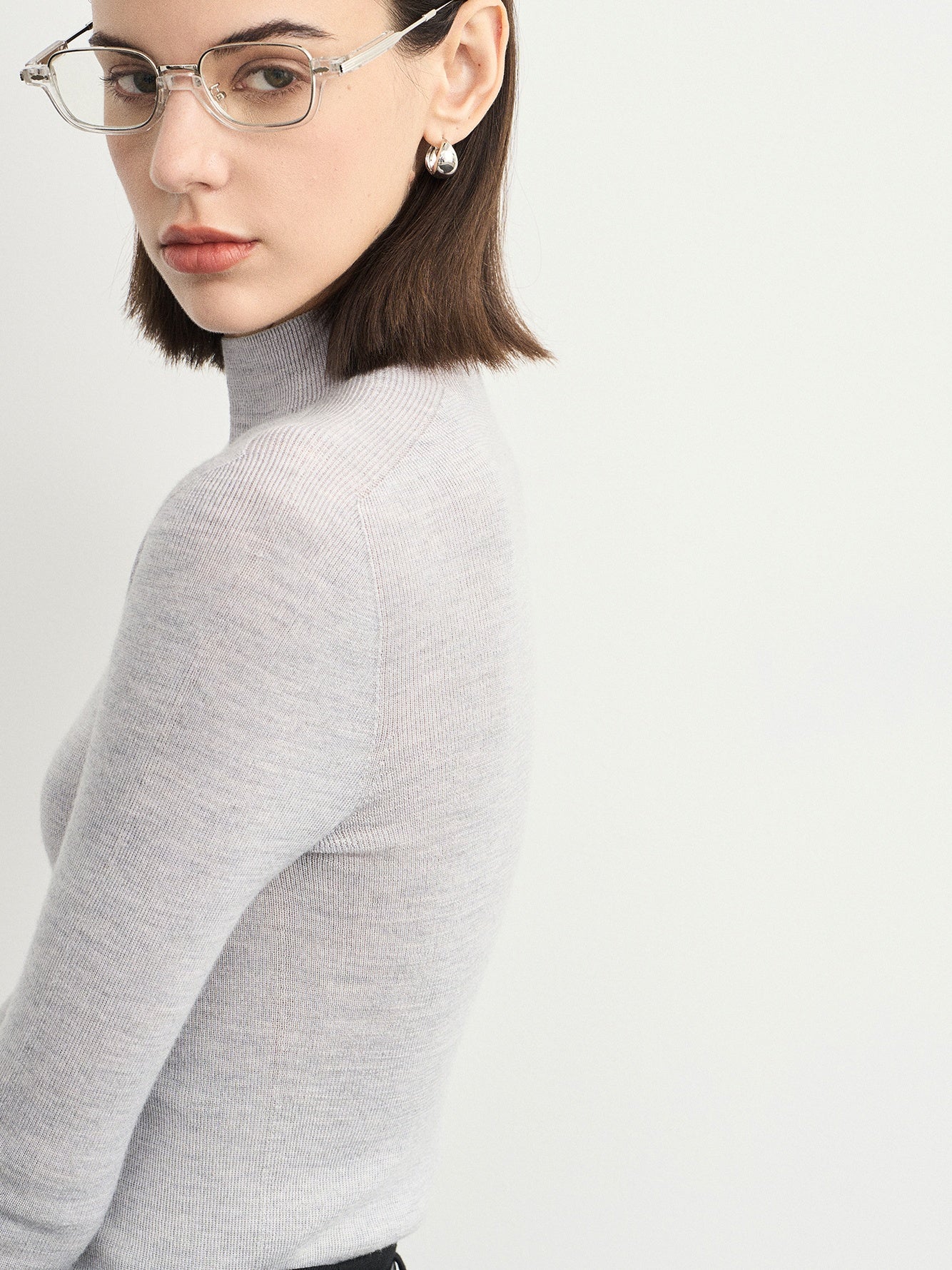 Seamless Half Turtleneck Tops_BDHL6623