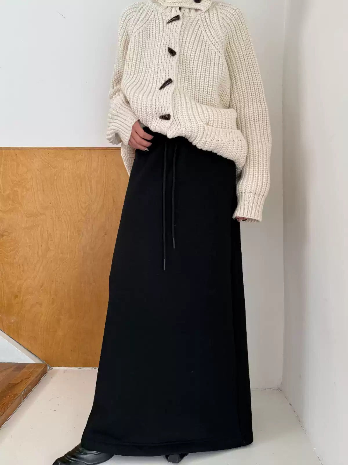 Loose Slim Drape Long Skirt_BDHL6965