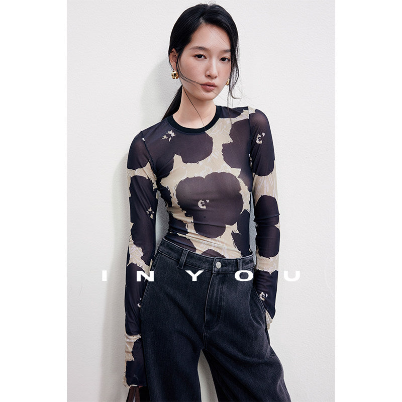 Floral Mock-Neck Top_BDHL8390