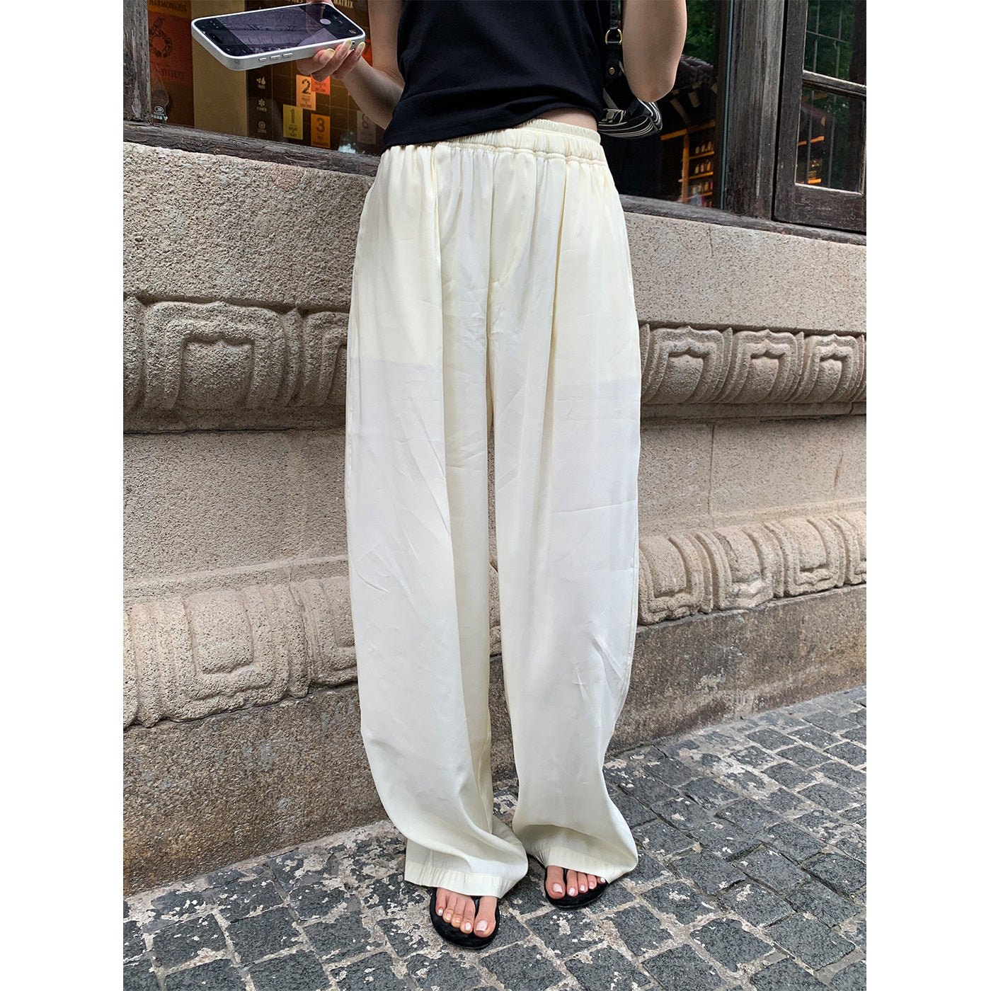 Matte Wide-Leg Pants_BDHL8338