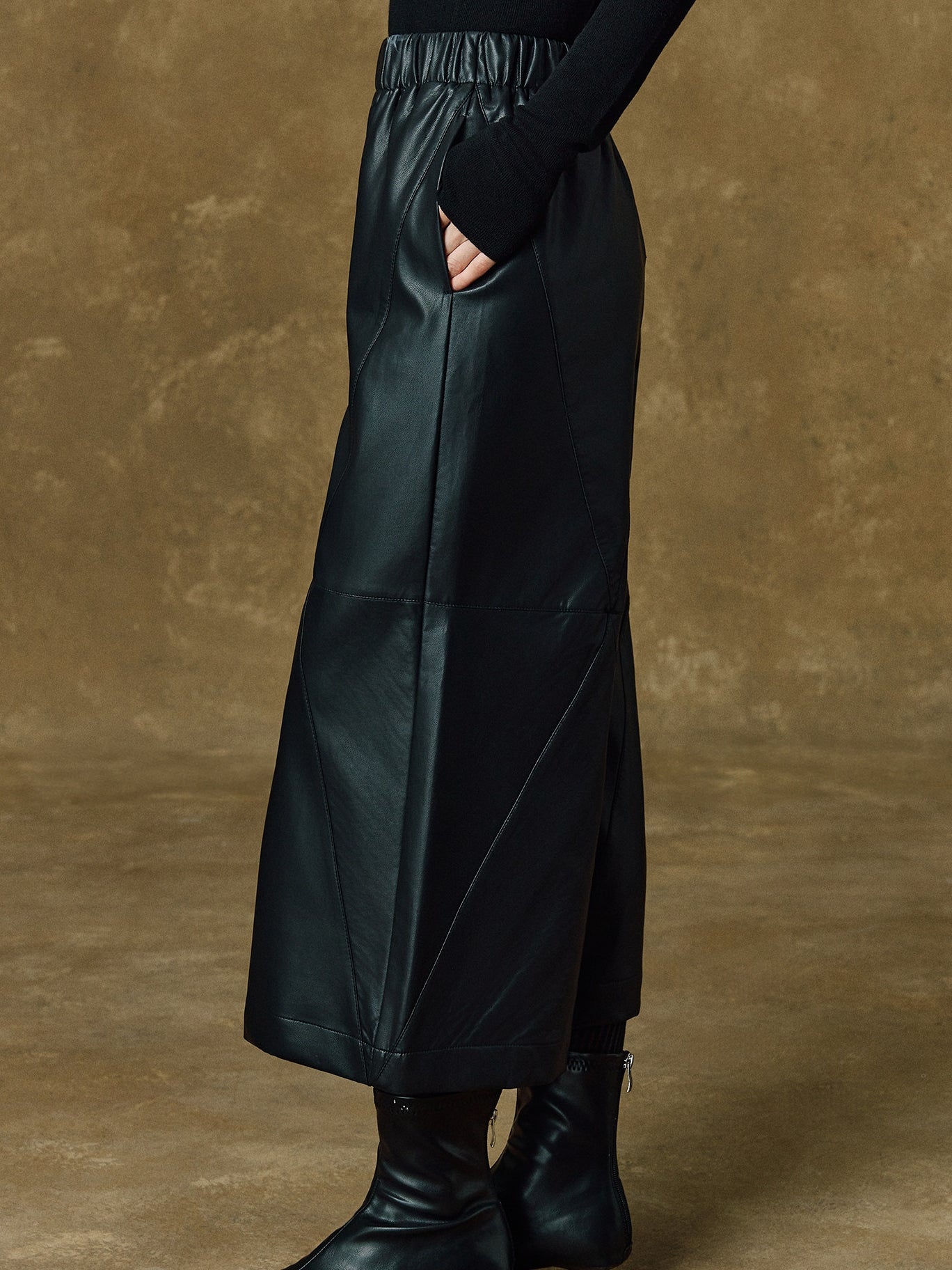 Leather Wide-Leg Cropped Pants_BDHL8160