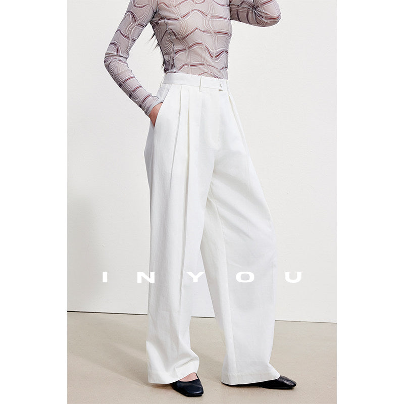 Wide-Leg Pleated Pants_BDHL8394