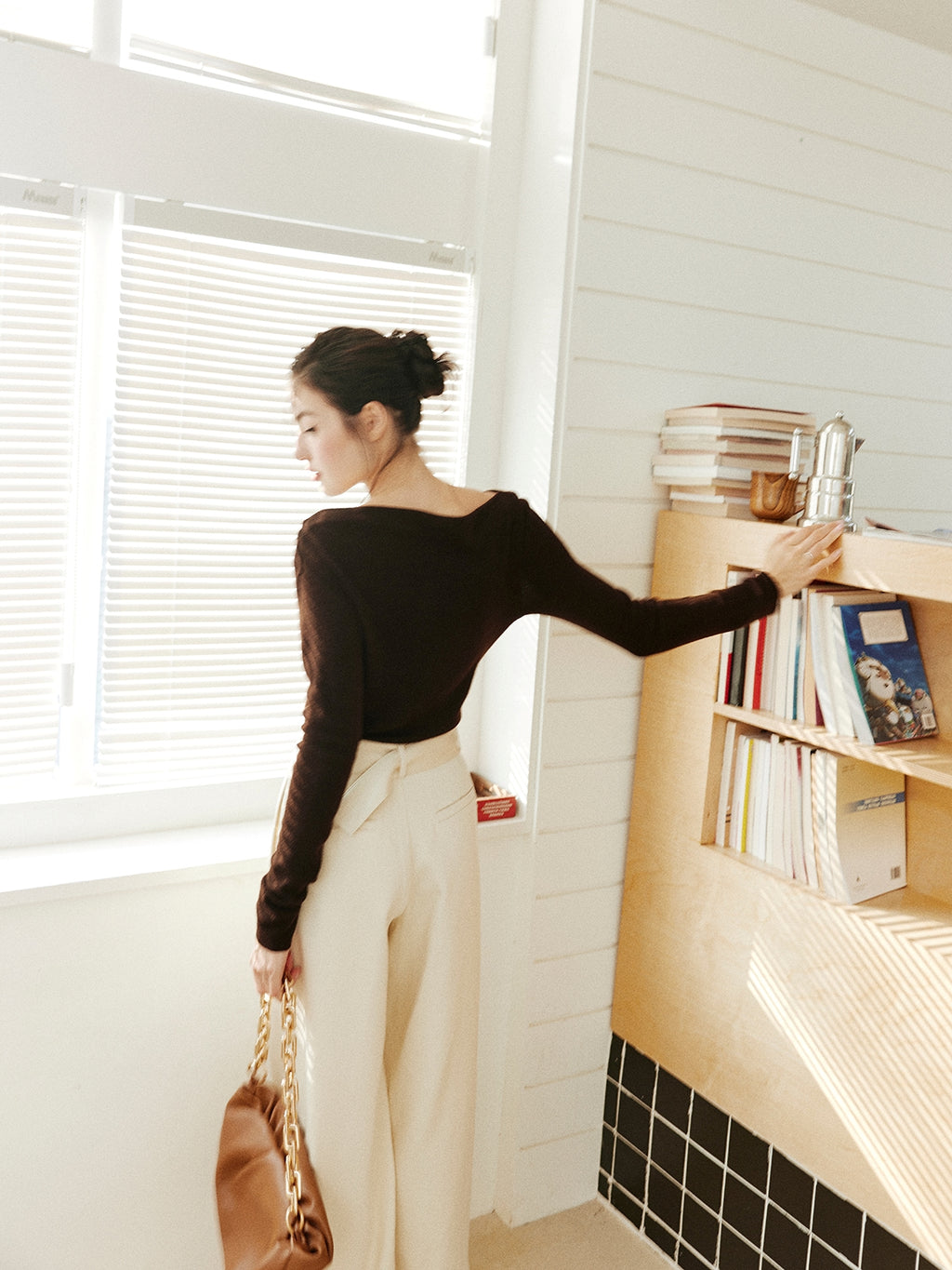 Asymmetrical One-Shoulder Knit Tops_BDHL7997