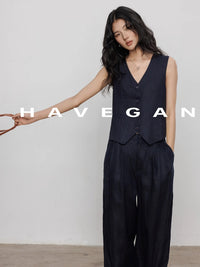 Short Vest Or Straight Pants_BDHL7382
