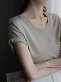 Deep U-Neck Short-Sleeved Tops_BDHL7577